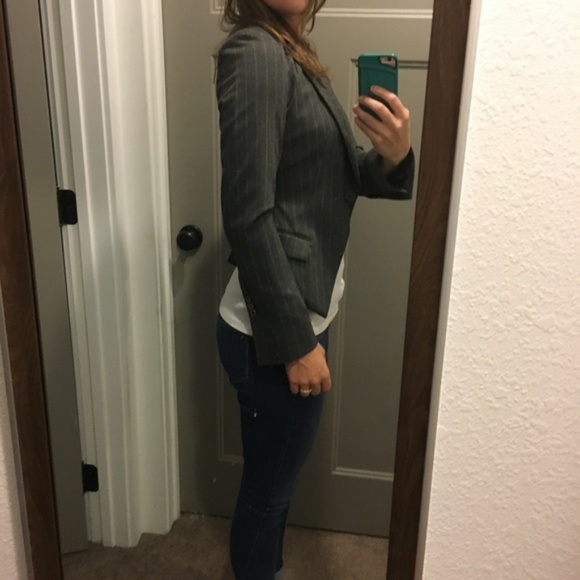 BCBG blazer jacket suit pinstripe size xs - Picture 2 of 3